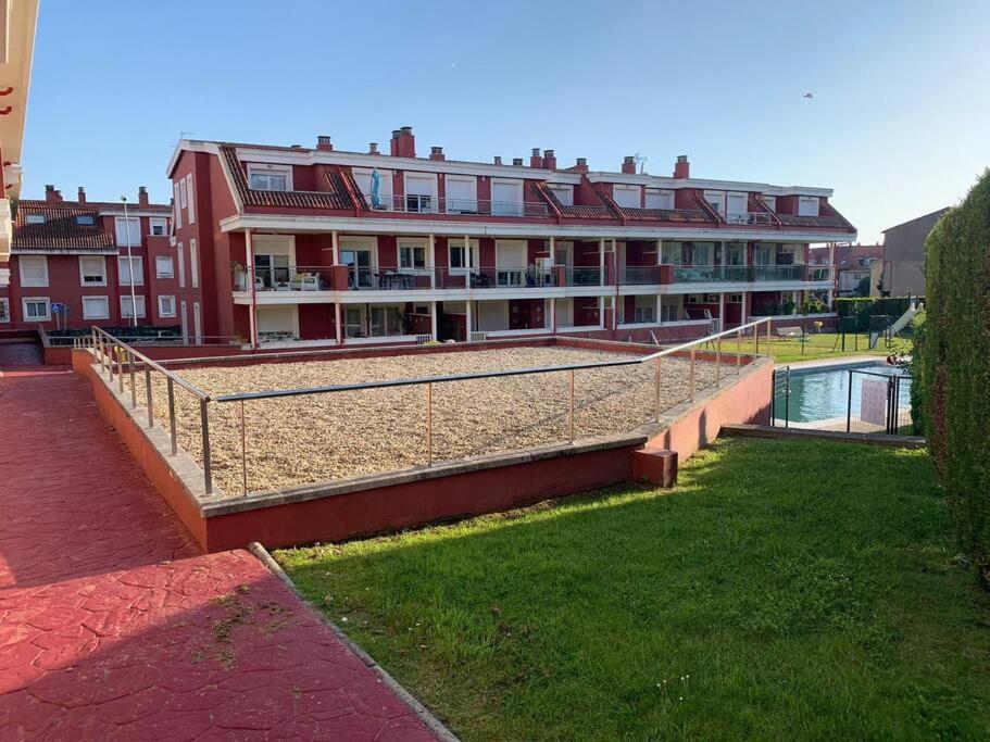 Atico Con Terraza, Piscina Y Gimnasio Apartment Vilagarcia de Arousa Exterior photo